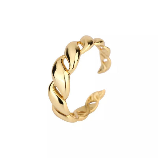 TWISTED GOLD RING